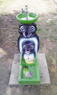 �y���M���H�H